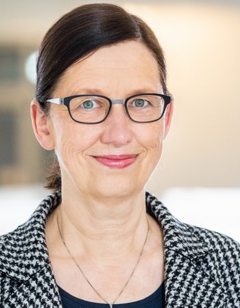 Bild von Prof. Dr. Barbara Albert