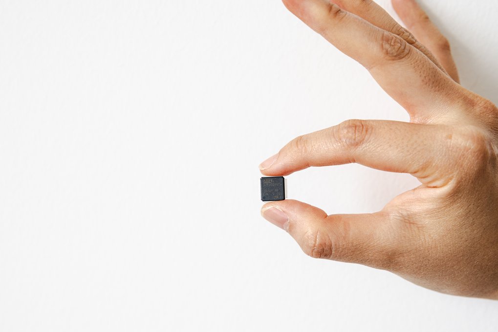 Dieser Chip ist wie ein winziger Computer.