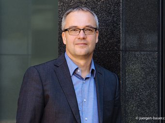 Prof. Dr. Jens Beckert Prof. Dr. Jens Beckert