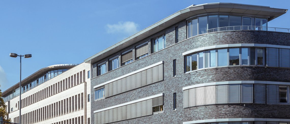 Das Institutsgebäude von außen