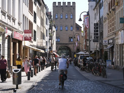 Just minutes from the Institute, Severinstraße is a lively local shopping area with cafés, bars, and restaurants
